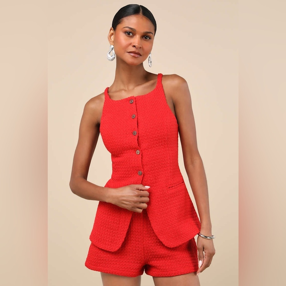 Lulu's Red Textured Sleeveless top with Button Front
